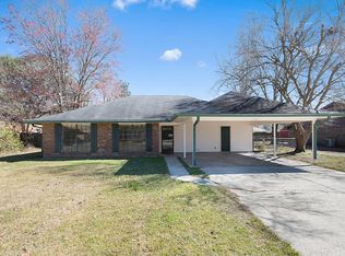 1324 Quail Hollow Dr, Baton Rouge, LA 70810