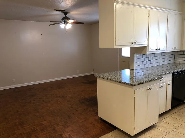 1508 Southern Heights Ave — Photo 17