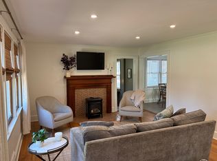 15 Waverly Ct, Greenville, SC 29605