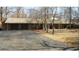 2333 Crow Rd, Joplin, MO 64804