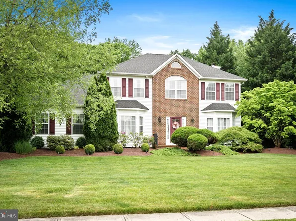 41 Tanager Ln, Robbinsville, NJ 08691