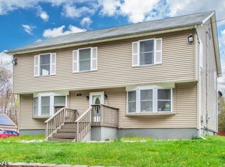 30 Canfield Ave, Mine Hill, NJ 07803