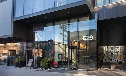 629 King St W Photo 1