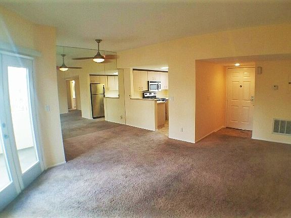 3rd image of 1260 Cleveland Ave #325