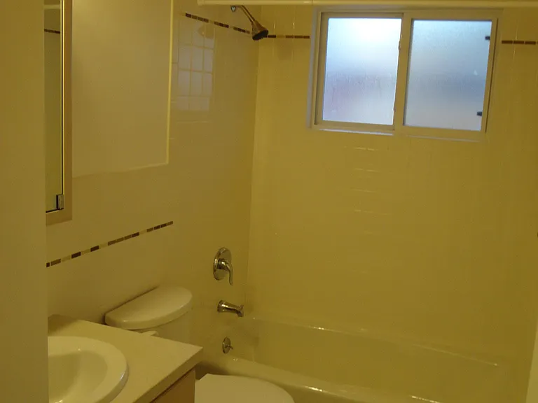 W 54th Pl — Photo 2