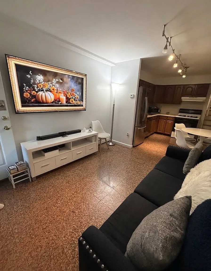 1 bed, $1,800 — Photo 2