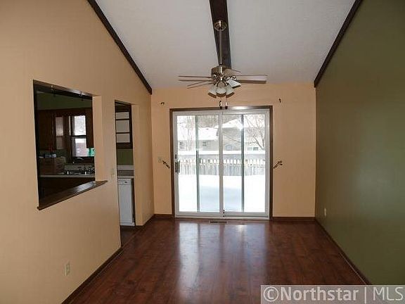 4th image of 6617 Edgemont Boulevard N