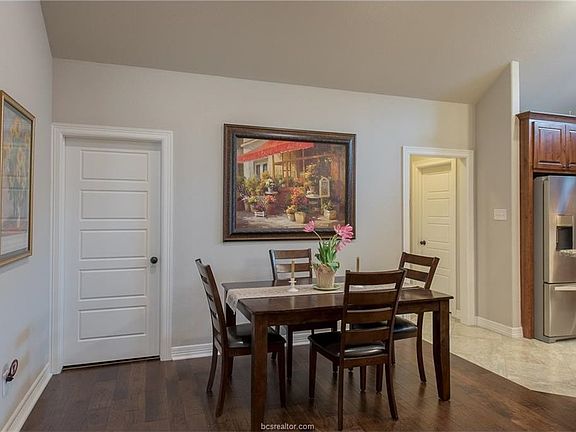 2nd image of 2617 Forest Oaks Dr
