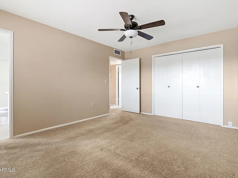 10301 W Charter Oak Dr — Photo 22