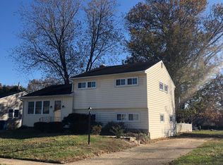 21 Miles Rd, Claymont, DE 19703