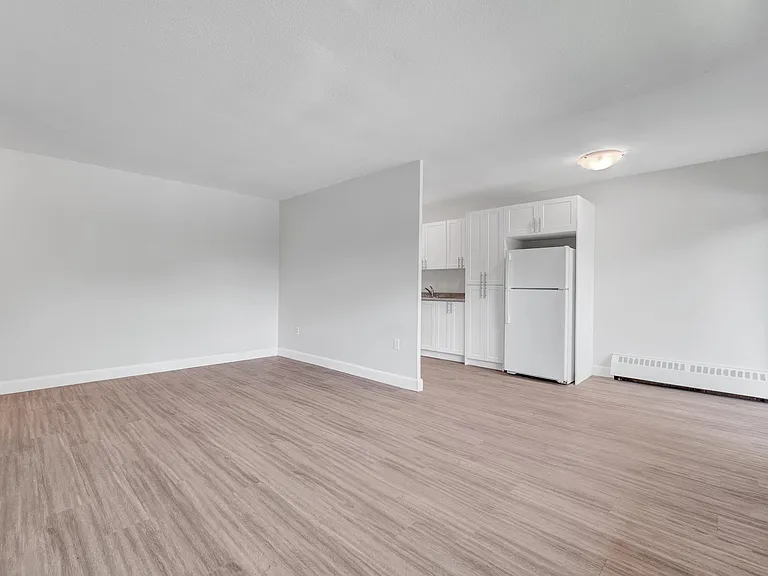 1211 Huron St — Photo 7