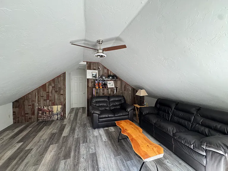 6694 Coleman Creek Rd #1 — Photo 22