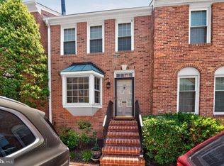 109 Roberts Ct, Alexandria, VA 22314