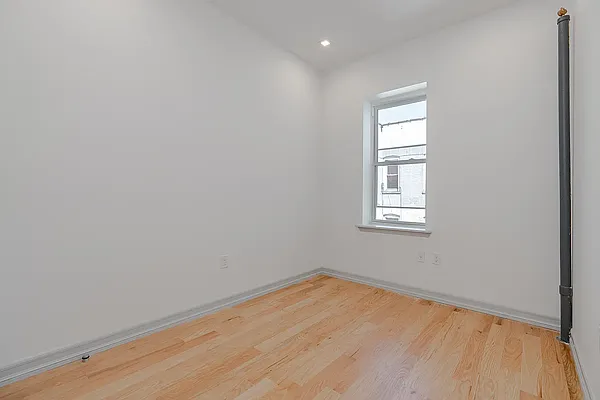 Rented by ATM Realty Service Inc | media 11