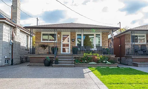 290 Balmoral Ave N Photo 1