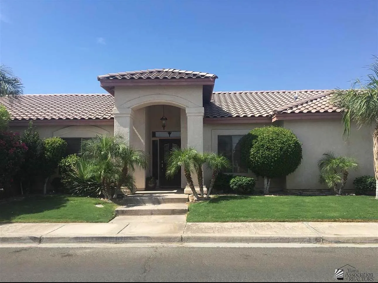 3 bed, 2.0 bath, 1466 sqft, $1,500 — Photo 1