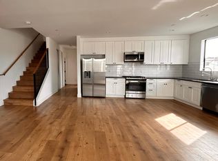 1621 S Van Ness Ave, Los Angeles, CA 90019
