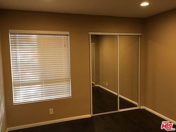 5th image of 22100 Burbank Blvd Unit 329C