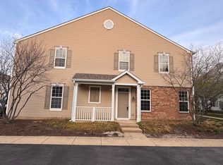 187 Springbrook Trl S, Oswego, IL 60543