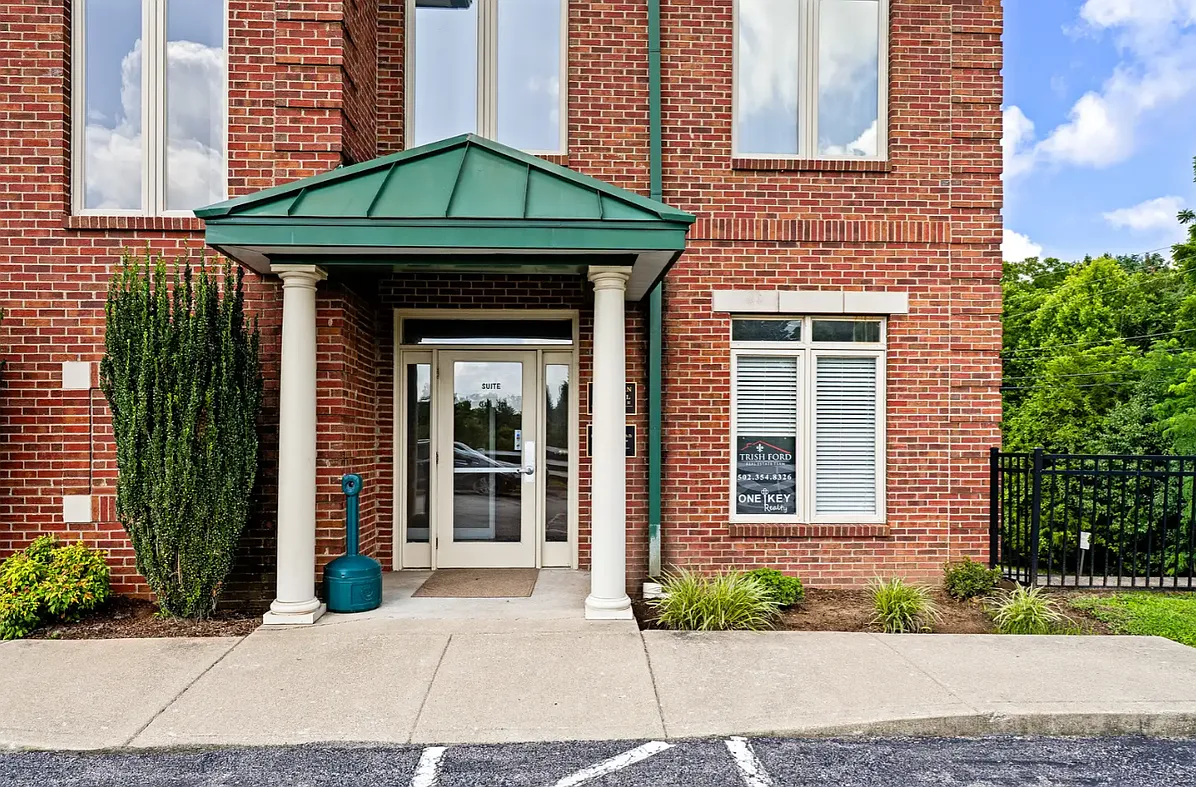Studio, 1.0 bath, 974 sqft, $155,000 — Photo 2