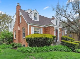 8306 N Osceola Ave, Niles, IL