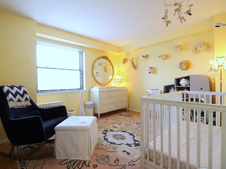 401 2nd Ave #24G — Photo 7