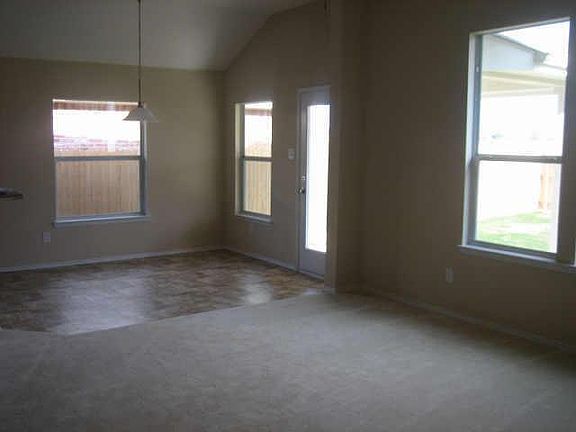 5th image of 1031 Grimes Dr