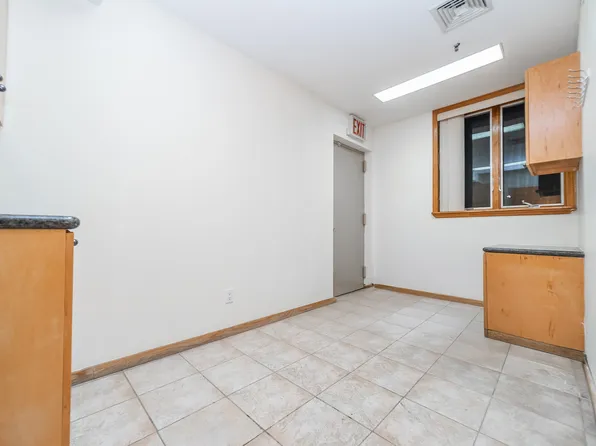 1749 East 16th Street image 8 of 18