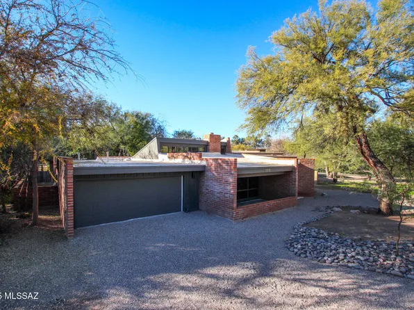 12215 E Gold Dust Dr, Tucson, AZ 85749