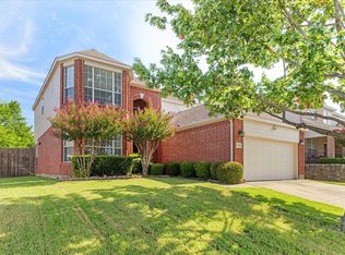 4009 Mulberry Dr, Garland, TX 75043