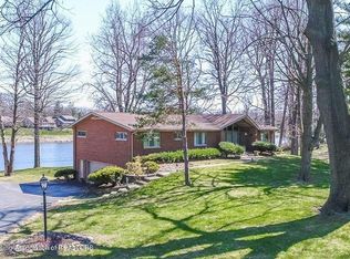 3833 Waverly Hills Rd, Lansing, MI 48917