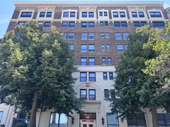 1205 W Sherwin Ave APT 507, Chicago, IL 60626