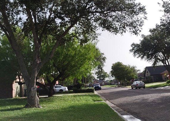 4th image of 2955 Lakeview West Dr