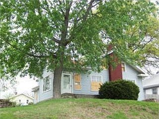 1st image of 1832 N 26th St