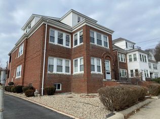 84 Mount Vernon St FLOOR 3, Malden, MA 02148