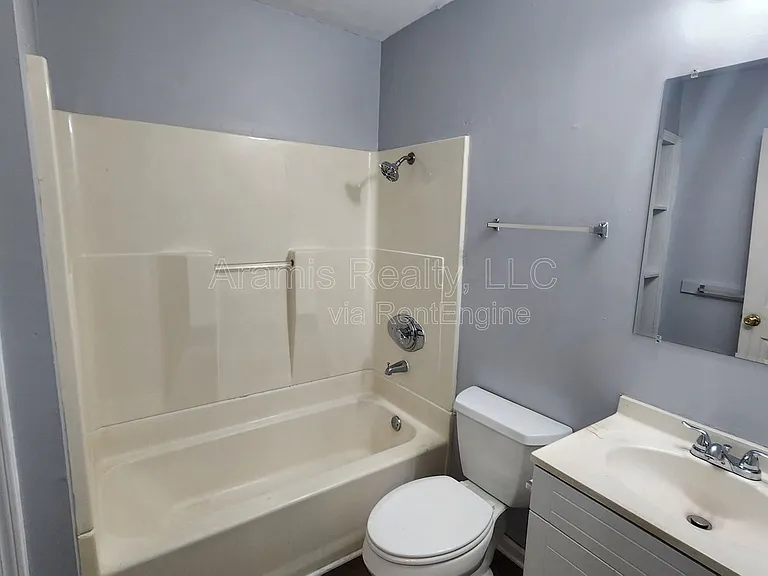 2284 Alvin Dr NW #B-1 — Photo 9