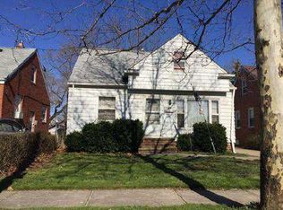 1481 E 219th St, Euclid, OH 44117
