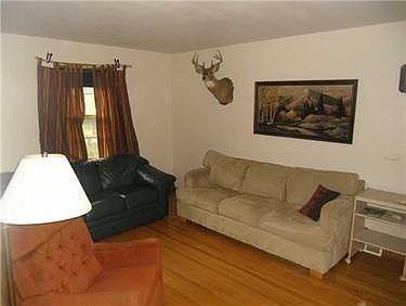 3rd image of 853 Old National Pike