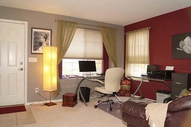 5 bed, 3.5 bath, 2011 sqft, $3,199 — Photo 3