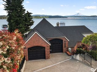 3638 50th Ave NE, Seattle, WA 98105