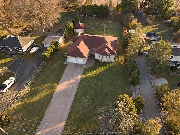 3rd image of 3525 Baseline Rd