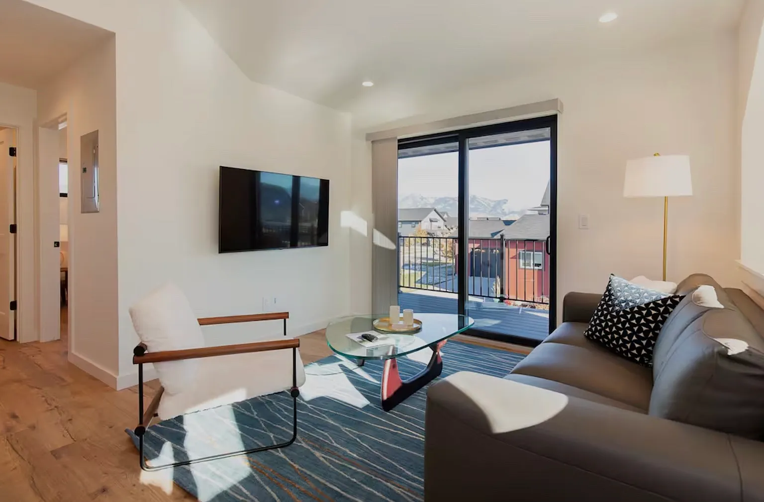 1 bed, $2,600 — Photo 1
