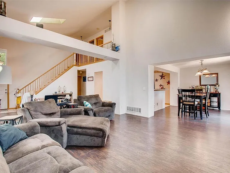 6286 Stagecoach Ave — Photo 6