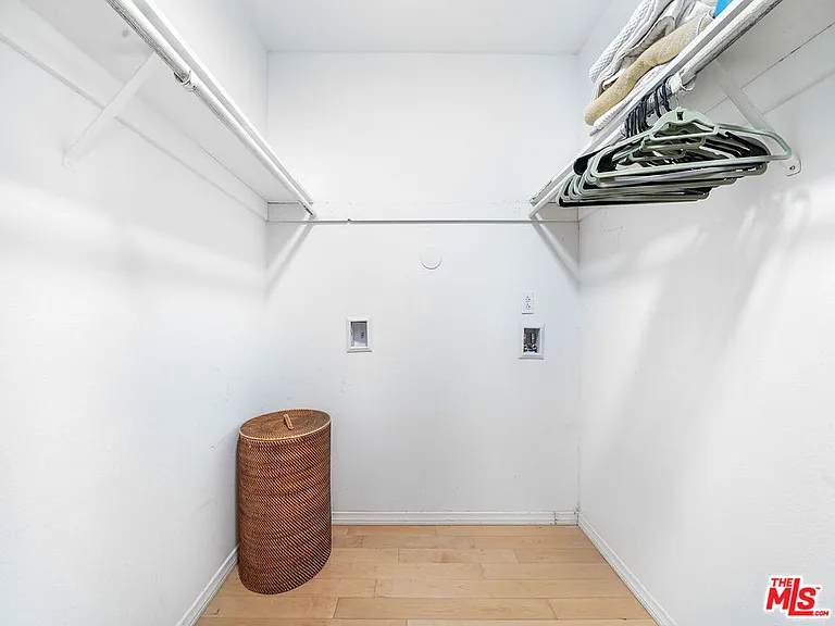 9005 Cynthia St #413 — Photo 30