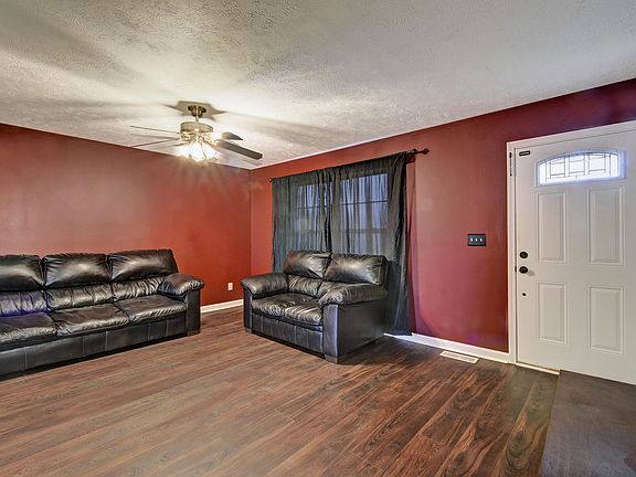 4th image of 266 Haley Ave