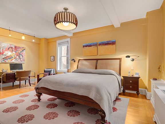 4th image of 91 Central Park W APT 4E
