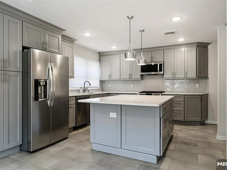 312 Glen Ave #1 — Photo 3