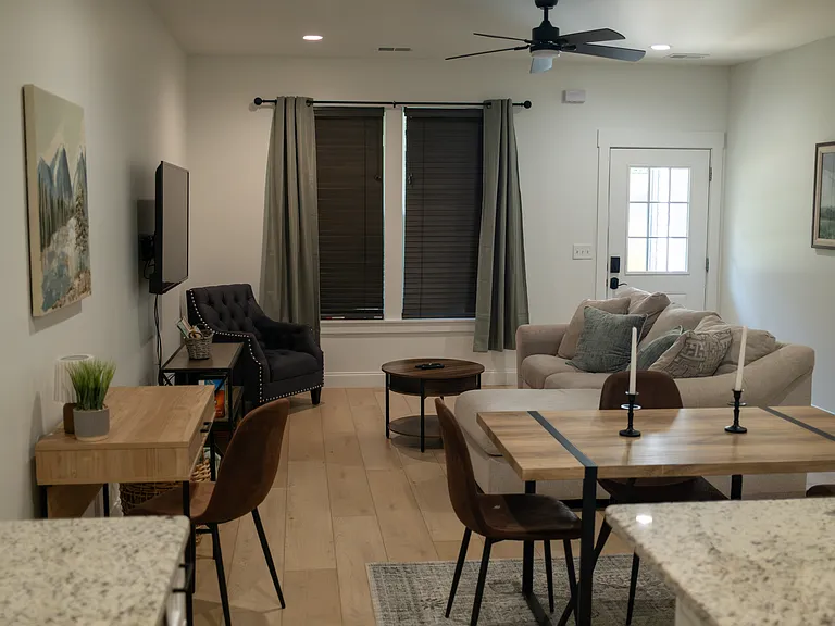 437 Liberty St — Photo 13