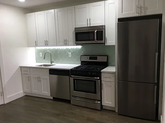 Rented by Blue Sky Management NY Inc | media 9