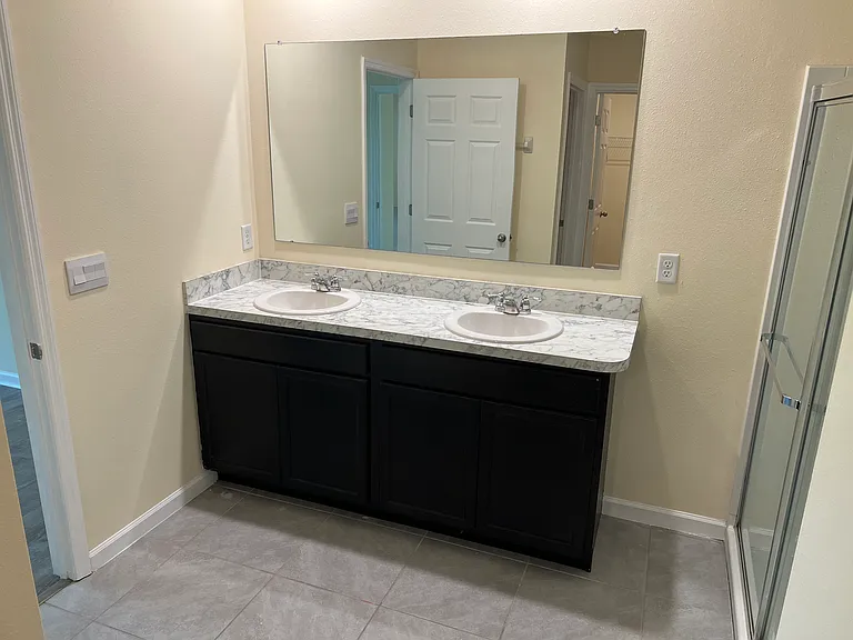 4412 Talbot Blvd — Photo 12